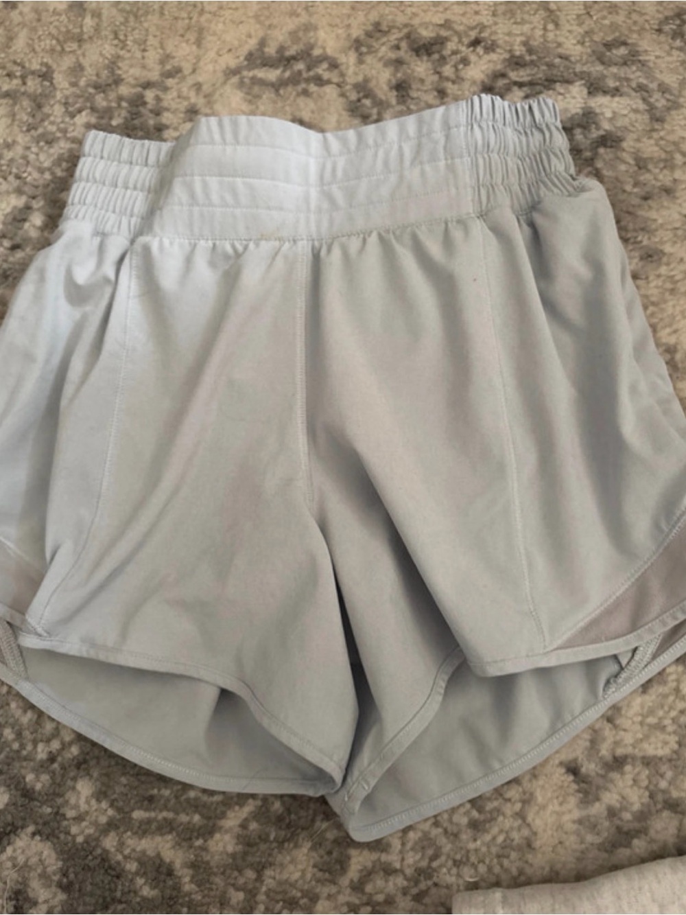 Lululemon Hotty Hot HR Running Shorts  baby blue 0